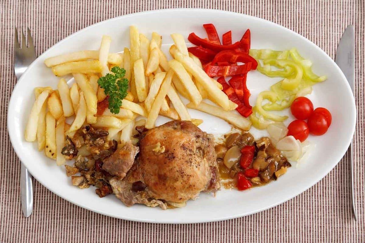 Pollo + 2 bebidas